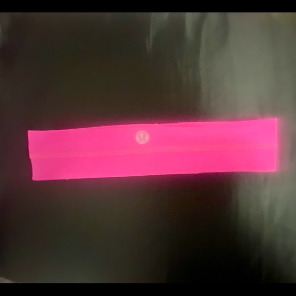 Lululemon head band bundle - Picture 8 of 9